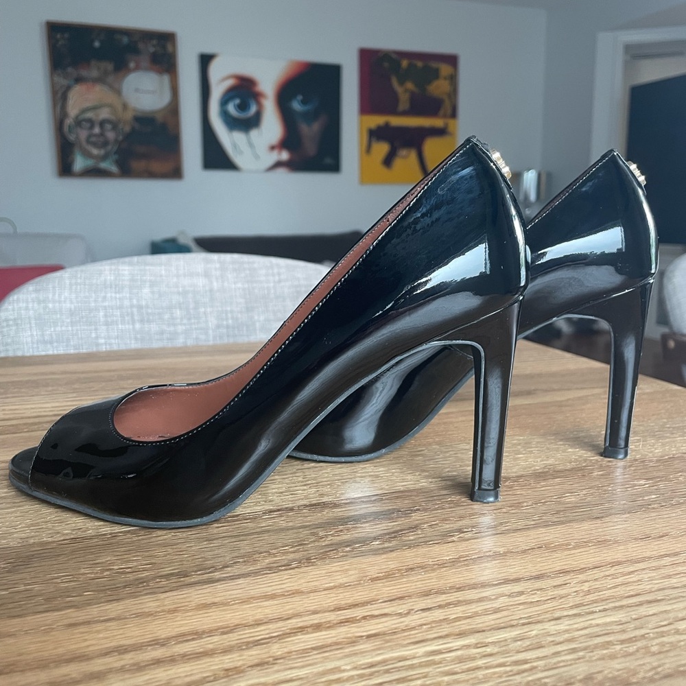 Cole Haan Pumps. Only worn a handful of times!